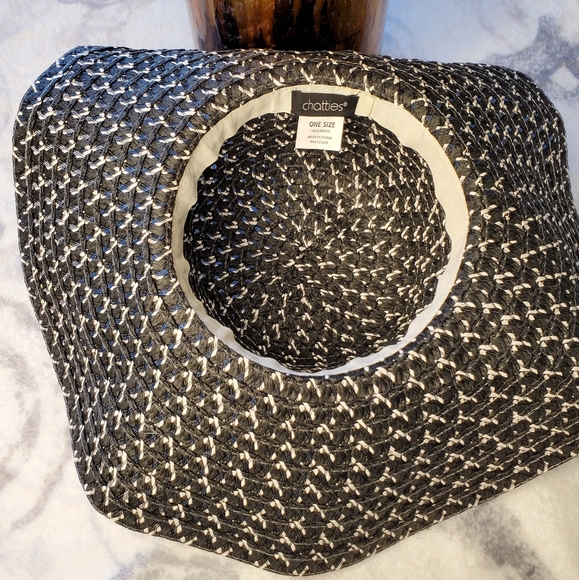 NWOT  Finely Woven Summer Hat - black & white - Picture 8 of 11